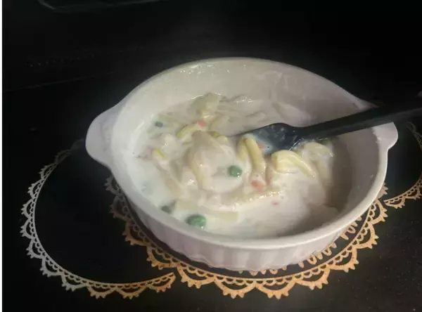 「【グラタン革命】レンジ任せで「なんちゃってマカロニグラタン」作ろう！フライパン＆包丁いらず♡小麦粉も不要!?」の画像