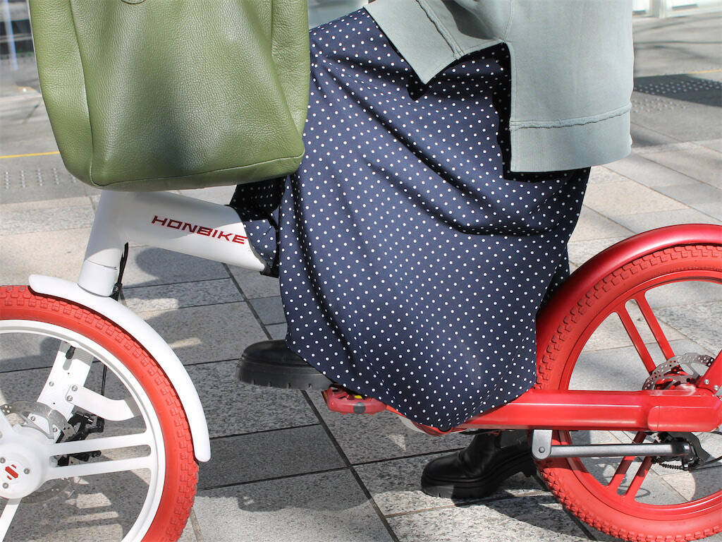 時代はチェーンレス！最強スペックの電動アシスト自転車「HONBIKE」に試乗してみた！折り畳み機能付き