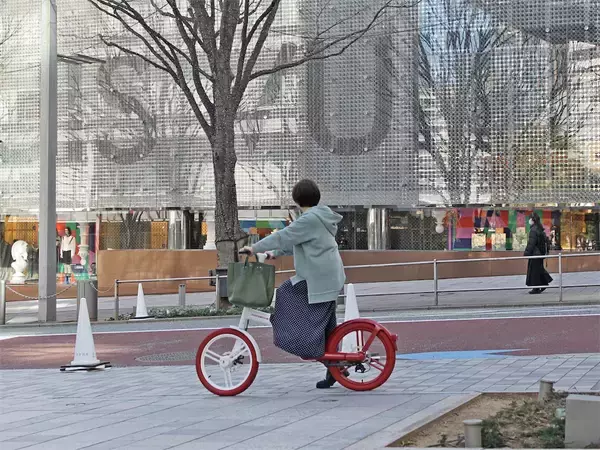 「時代はチェーンレス！最強スペックの電動アシスト自転車「HONBIKE」に試乗してみた！折り畳み機能付き」の画像