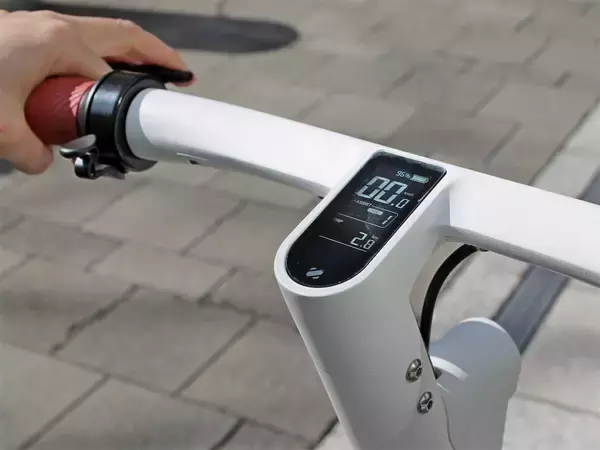 「時代はチェーンレス！最強スペックの電動アシスト自転車「HONBIKE」に試乗してみた！折り畳み機能付き」の画像