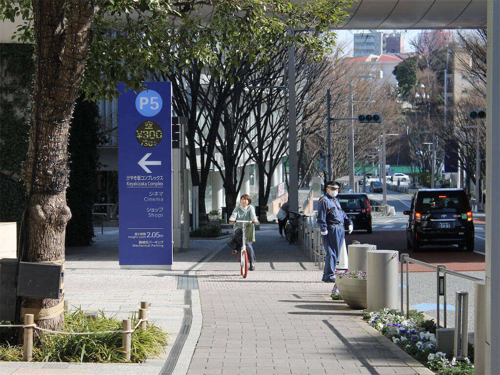 時代はチェーンレス！最強スペックの電動アシスト自転車「HONBIKE」に試乗してみた！折り畳み機能付き