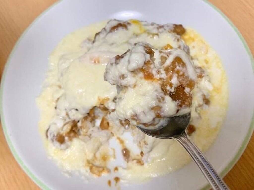 何だコレ⁉チーズまみれのカレーです♪100均食材で「とろとろチーズキーマカレー」に挑戦♪うま味の洪水や～♡