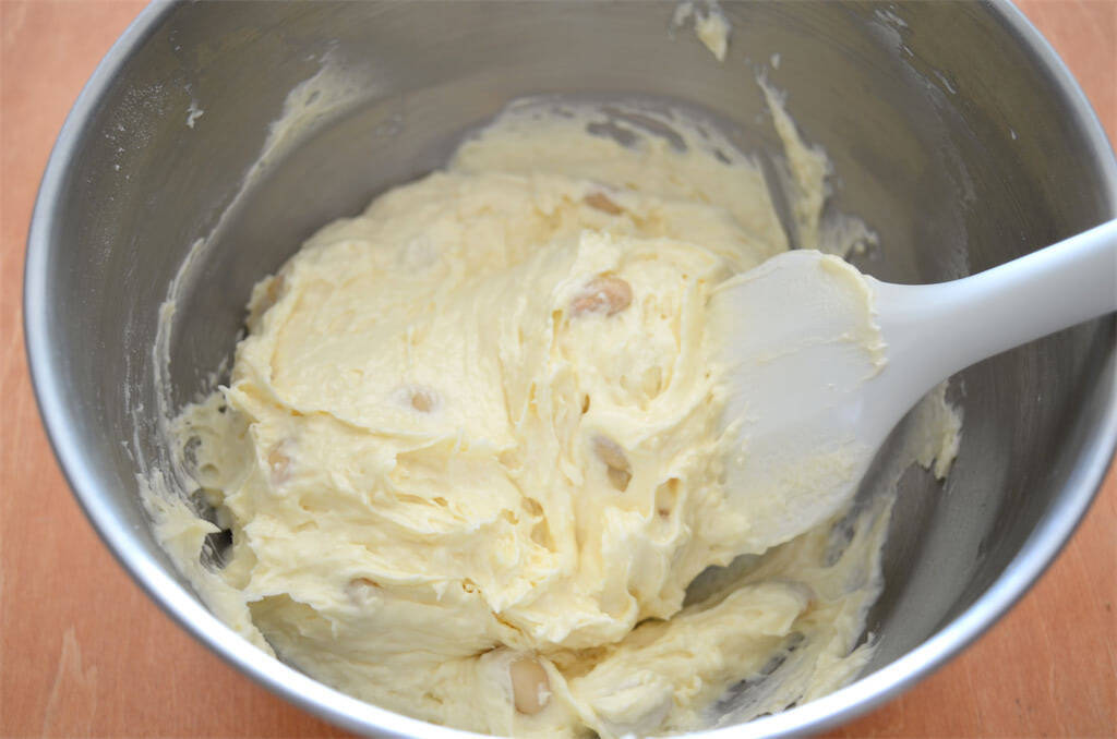 お豆をマルっと入れる「大豆マフィン」作ってみた！フワフワ生地にやわらかお豆が優しい♡【農家直伝】