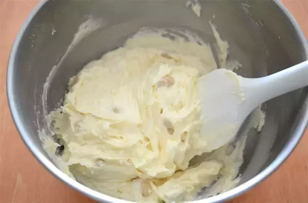 「お豆をマルっと入れる「大豆マフィン」作ってみた！フワフワ生地にやわらかお豆が優しい♡【農家直伝】」の画像