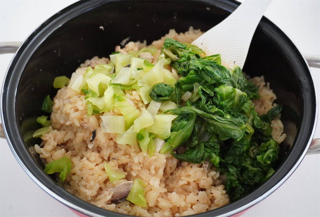【サバ缶アレンジ】サバ水煮がエスニックに!?「レモンの炊き込みご飯」作ってみた！酸味がイイネ♪【農家直伝】