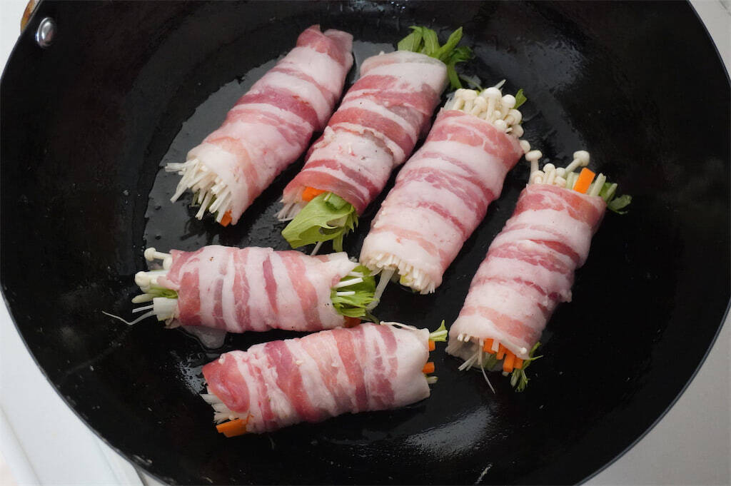 【家計救済】物価の優等生“えのきたけ”メインの「肉巻き」作ってみた！甘辛な野菜ダレが合う～♡【農家直伝】