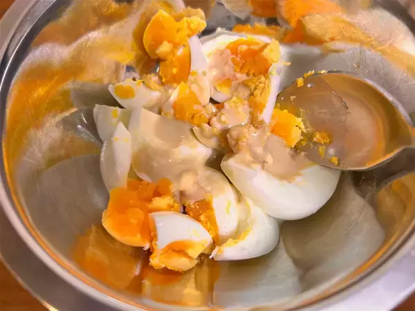 「【かぼちゃはツナマヨに合わせろ！】卵ゴロゴロ「かぼちゃサラダ」作ってみた！オイル活用でしょっぱコク甘♡」の画像