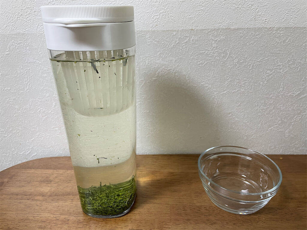 【老舗お茶屋考案】今が旬♪「新茶」を急須ナシでおいしく淹れる方法は…「え、キッチンペーパーで⁉」冷茶もOK！