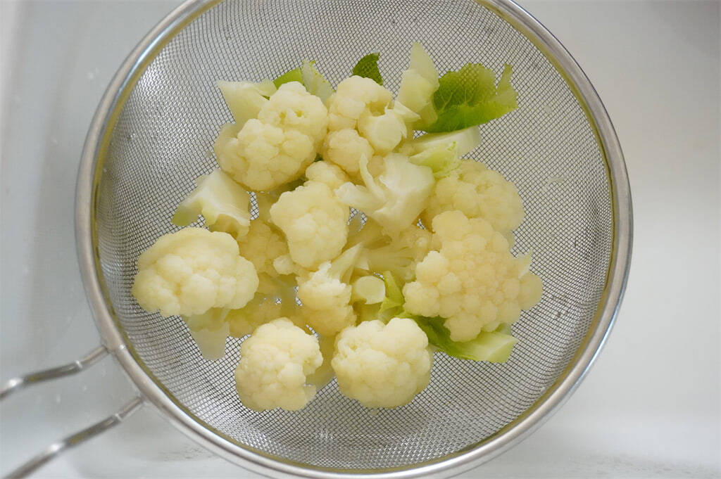 【カリフラワーの無限レシピ】パン粉で「魔法のカリカリソース」作ったら…1株消えたんだが!?【農家直伝】