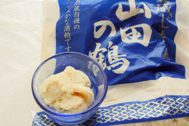 「白みそに変えた？」と驚かれる！酒粕ちょい足しでみそ汁激変させてみた！アスパラ・玉ねぎ甘〜くとろける♪