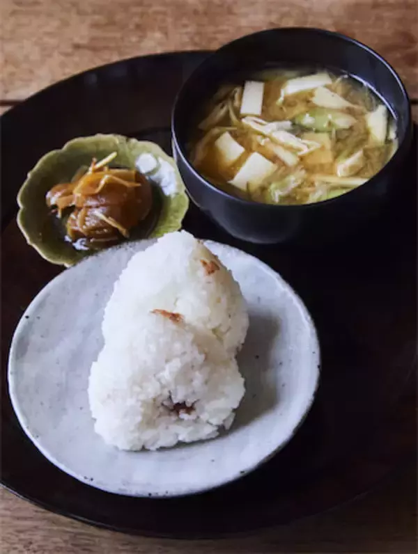 【おにぎり革命】料理家・飛田和緒さんの絶品「おにぎり」♡梅干しは「一緒に炊き込む」が正解!?