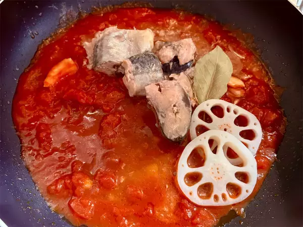 「【サバ缶×トマト缶で】本格イタリア～ンな「サバのトマト煮」作ろう！コスパ・タイパ・手間パ最強♡白ご飯にも◎」の画像