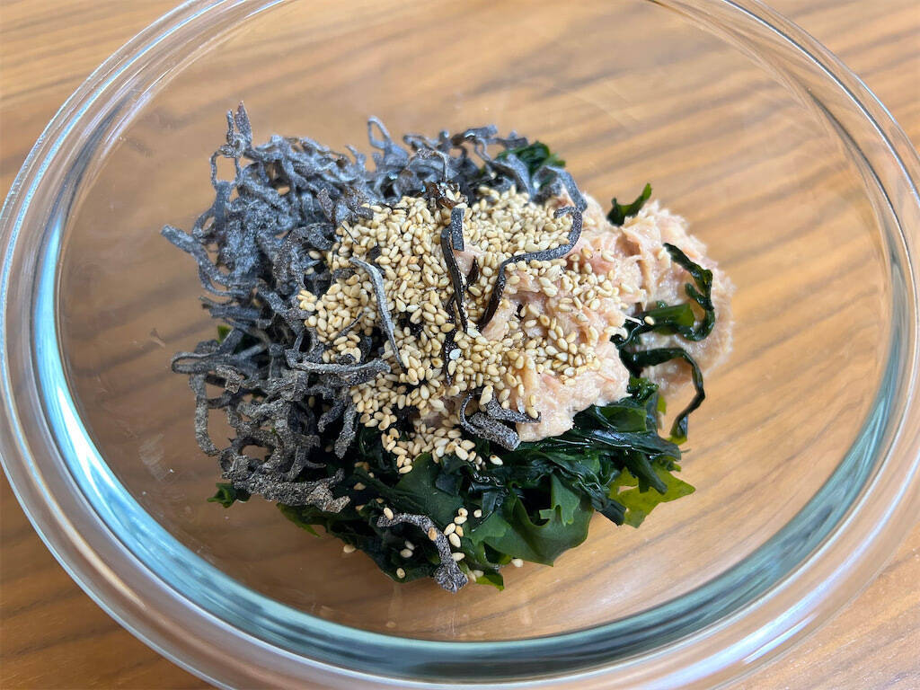 【海藻サラダの最適解】乾燥わかめで作れる「極上サラダ」作ってみた！ツナ＆塩こんぶで旨味爆上げ♪