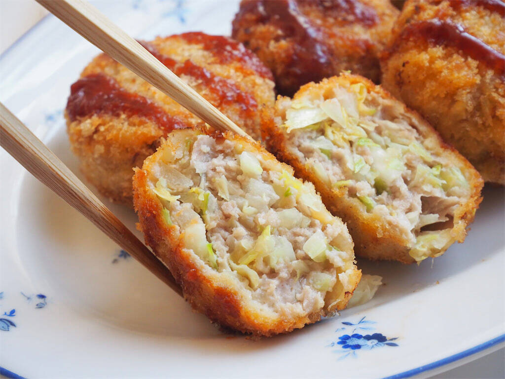 【春限定】メンチっぽいのに軽やかな「春キャベツカツ」作ってみた！パン粉は薄めでふんわりシャキサクッ♪