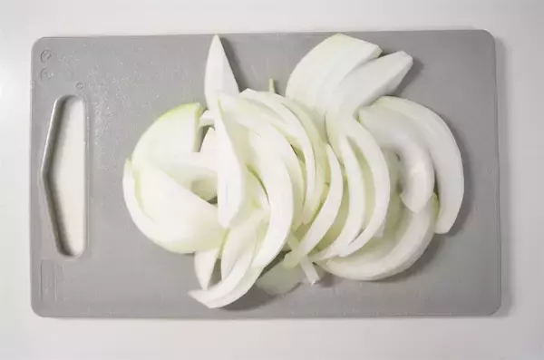 「【スナック菓子でグラタン!?】驚きの時短術！ドリトスで「とろ〜り絶品シーフードグラタン」作ってみた！」の画像