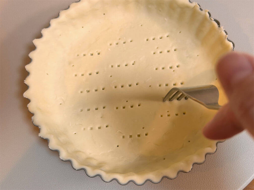 【冷凍パイシート＆トースターで簡単】さつまいもとりんごで「スイーツキッシュ」作ってみた！ホクっと甘酸っぱ♪