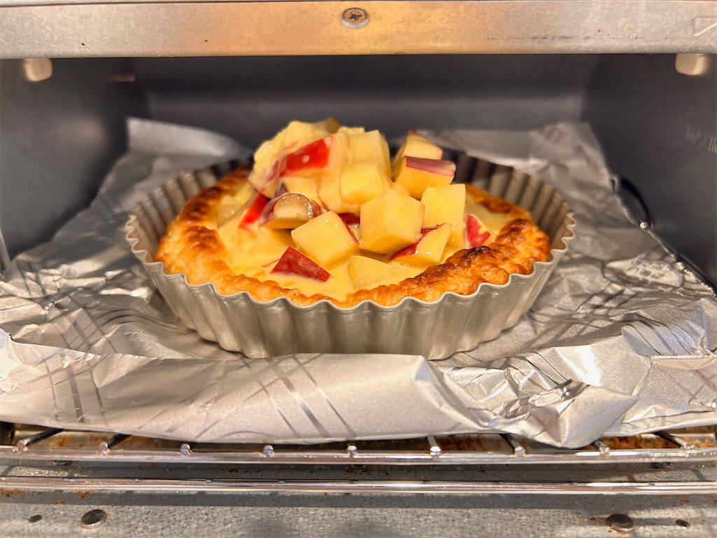 【冷凍パイシート＆トースターで簡単】さつまいもとりんごで「スイーツキッシュ」作ってみた！ホクっと甘酸っぱ♪