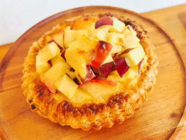 「【冷凍パイシート＆トースターで簡単】さつまいもとりんごで「スイーツキッシュ」作ってみた！ホクっと甘酸っぱ♪」の画像