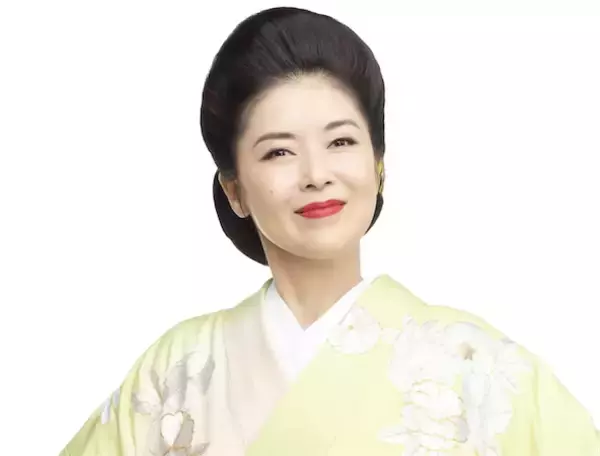 【インタビュー】藤あや子さんの"キレイ"の秘密はワン・ツーパンチ!?「チャンスに備えて準備しておくのよ」
