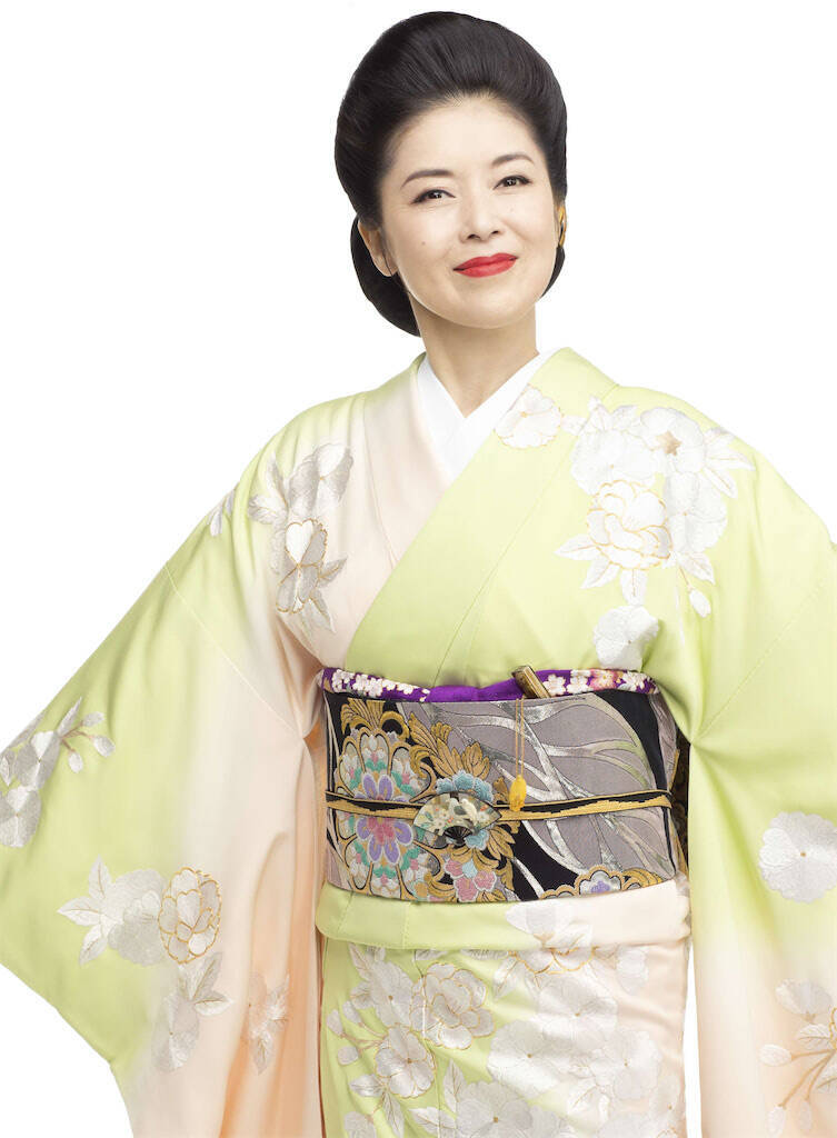 【インタビュー】藤あや子さんの"キレイ"の秘密はワン・ツーパンチ!?「チャンスに備えて準備しておくのよ」