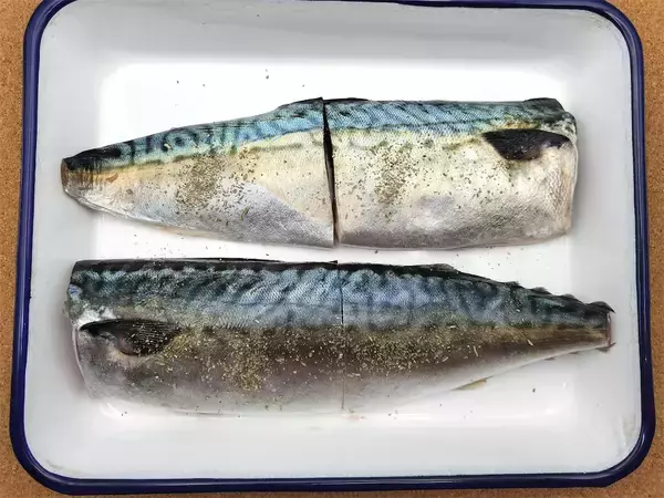 「【天才レミさんレシピ】バジルとトマトの香りがふわり♡軽い酸味で爽やか～な「レモンのサバやか煮」に挑戦！」の画像