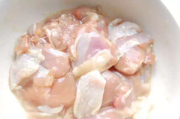 「【唐揚げマニアの最高到達点】漬け込み不要♪レンチン×短い揚げ時間で「やめられない塩鶏唐揚げ」完成！」の画像