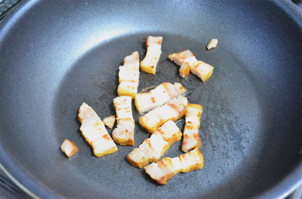 【洋風素材をかつおだしで煮たら…】新じゃが＆ベーコンを「甘辛煮」にしてみた！まさに和風ジャーマンポテト♡