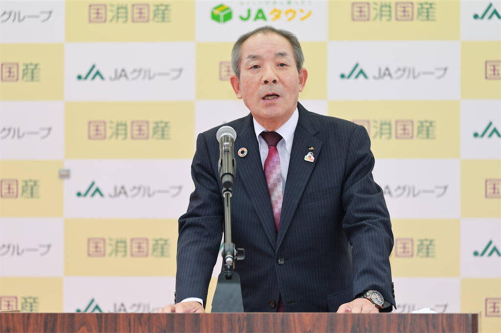 東京・有楽町にトラクターや"疑似畑"が出現!?【国消国産秋まつり】"天気予報の女神"も駆け付け語る「食べて農家を応援！」