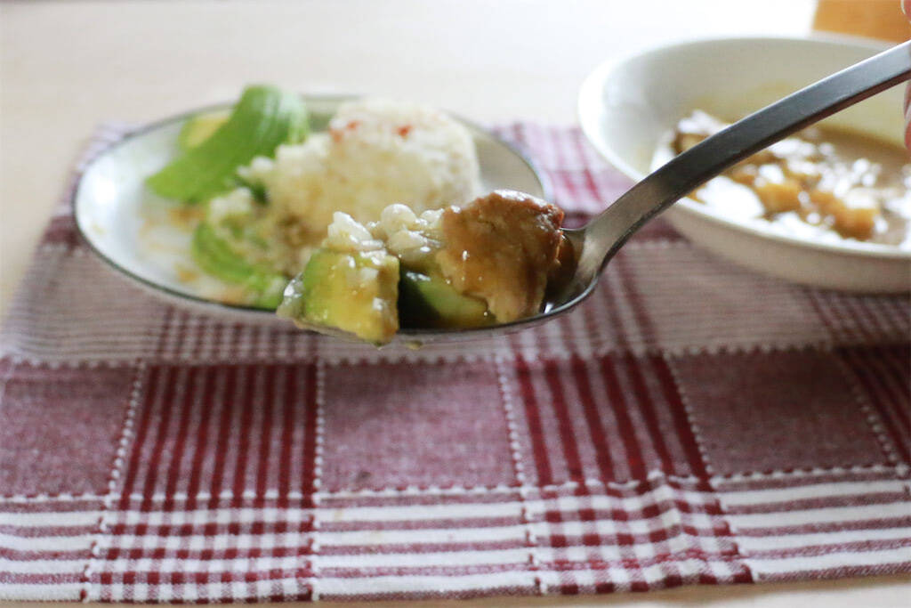 【異国レトルト】ラテン系ポトフ「サンコーチョ」食べてみた！凝縮スープで気分はパイレーツ・オブ・カリビアン⁉