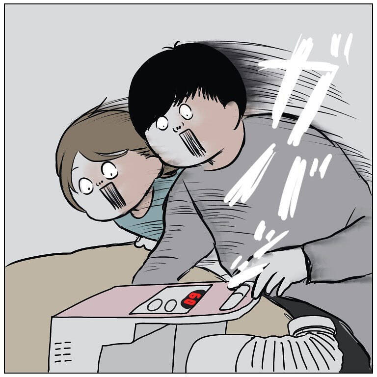 【家電あるある】寒い夜、壊れた布団乾燥機の「起死回生」を願った結果…カーニバルが起きた!?【momoの漫画】