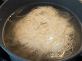 「【そうめんでイイの!?】自家製ダレで絶品「冷やし中華そうめん」作ってみた！甘酸っぱくてツルンと爽快♪」の画像14
