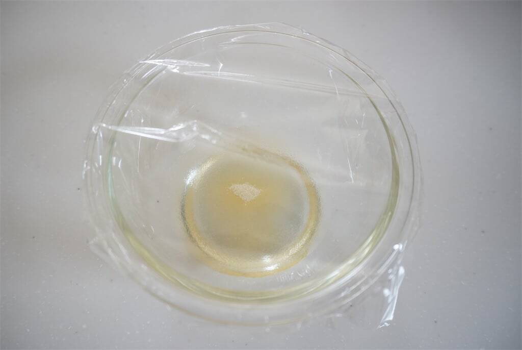 【余った冷凍パイシート活用】ゼリーでツヤッツヤ「ぶどうのパイ」作ってみた！リッチな生地にぶどうがフィット♡