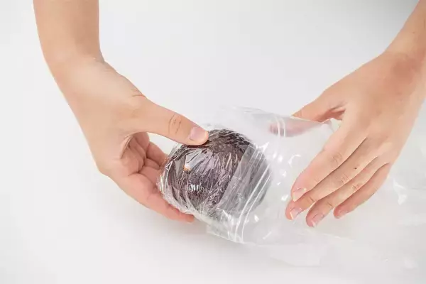 「【青髪のテツ】「アボカドの”超”保存マニュアル伝授します！」え、そのまま冷蔵庫NG!?冷凍もできちゃう!?」の画像