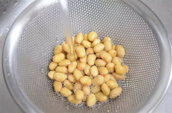 「え、ポテチをサラダに入れるの!?「やみつき大豆サラダ」作ってみた！パリシャキ食感に野菜嫌いも歓喜♪【農家直伝】」の画像