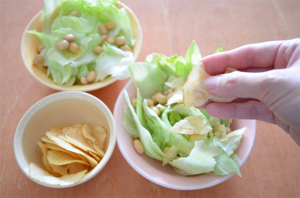 え、ポテチをサラダに入れるの!?「やみつき大豆サラダ」作ってみた！パリシャキ食感に野菜嫌いも歓喜♪【農家直伝】