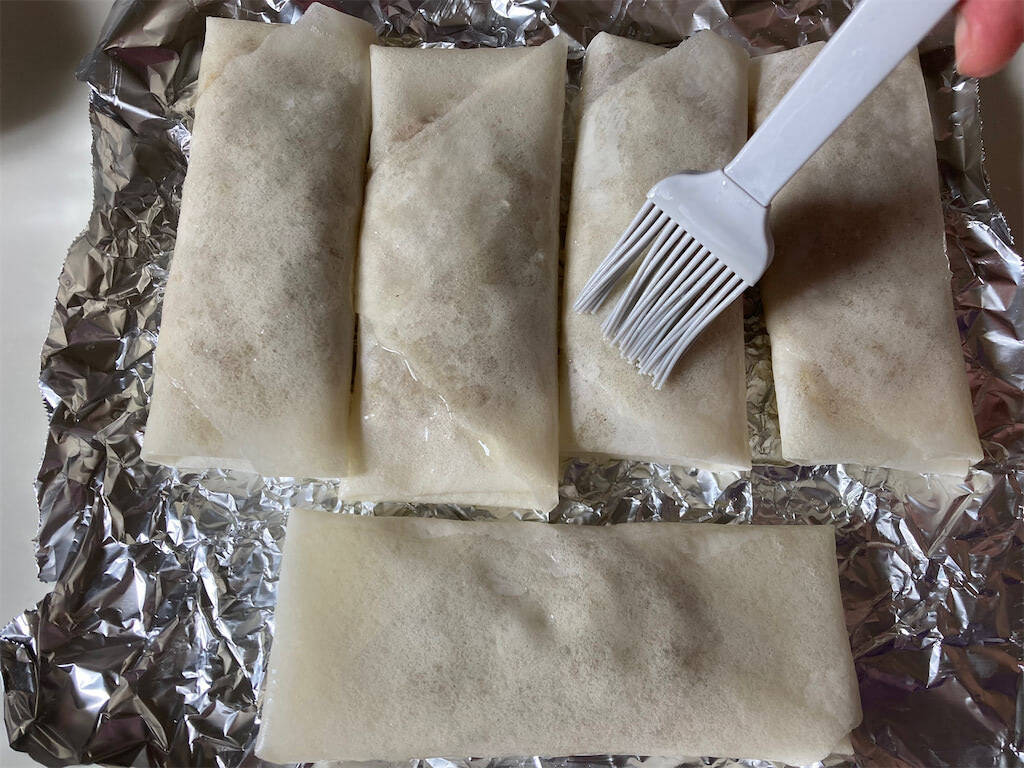 【揚げない春巻き】作ろう！もやし餡でヘルシーさ増し増し♡コスパ＆時短も叶う【え、焼きは魚焼きグリルで!?】