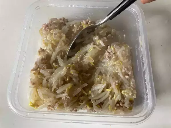 「【揚げない春巻き】作ろう！もやし餡でヘルシーさ増し増し♡コスパ＆時短も叶う【え、焼きは魚焼きグリルで!?】」の画像