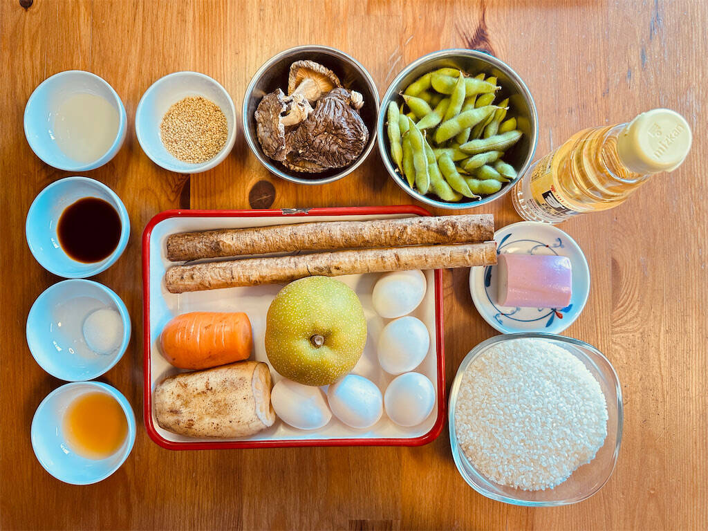 え、酢飯の中から…まさかの梨!?意外性しかない「梨のちらし寿司」作ろう！シャリシャリ食感オモロ♡【農家直伝】