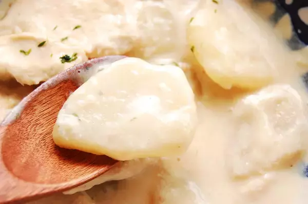 「【癒されシチュー】豆乳とだし汁でほっこり和風「鶏肉とじゃがいもの豆乳煮」作ってみた♪なんて優しいスープ♡」の画像