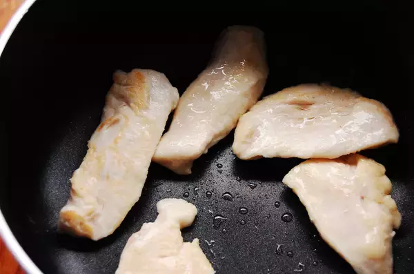 「【癒されシチュー】豆乳とだし汁でほっこり和風「鶏肉とじゃがいもの豆乳煮」作ってみた♪なんて優しいスープ♡」の画像