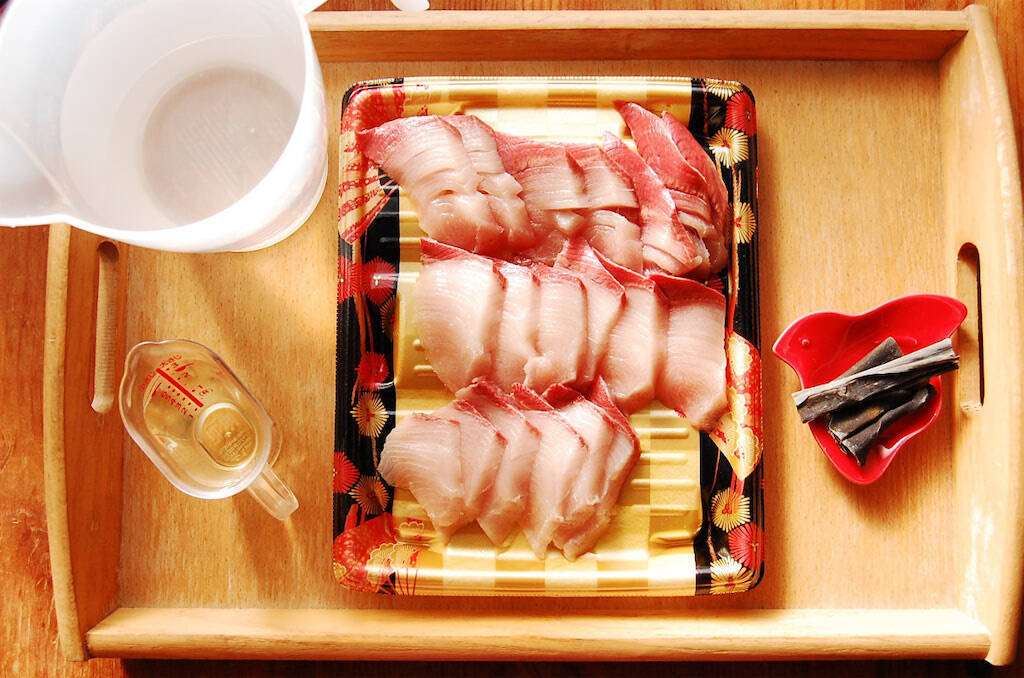 【ブリしゃぶは薄い身で作れ！】刺身を薄く切ってもOK♪冬のごちそう鍋作ってみた！シメまで絶品で極楽♡