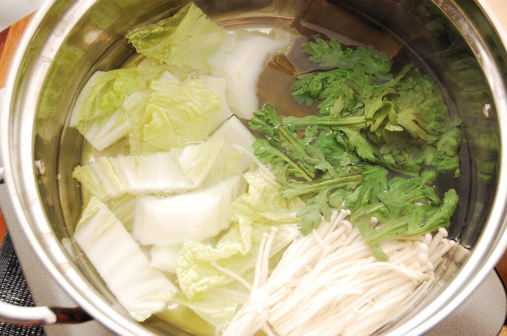 【ブリしゃぶは薄い身で作れ！】刺身を薄く切ってもOK♪冬のごちそう鍋作ってみた！シメまで絶品で極楽♡