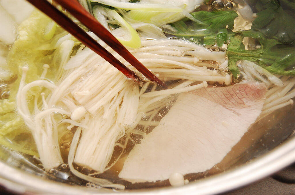 【ブリしゃぶは薄い身で作れ！】刺身を薄く切ってもOK♪冬のごちそう鍋作ってみた！シメまで絶品で極楽♡