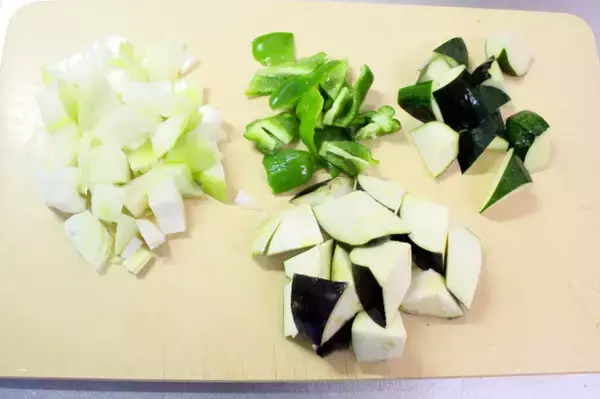 「【和風なラタトゥイユ】隠し味はまさかの「みそ」!?発酵マイスター直伝の常備菜作ってみた！温でも冷でも♪」の画像