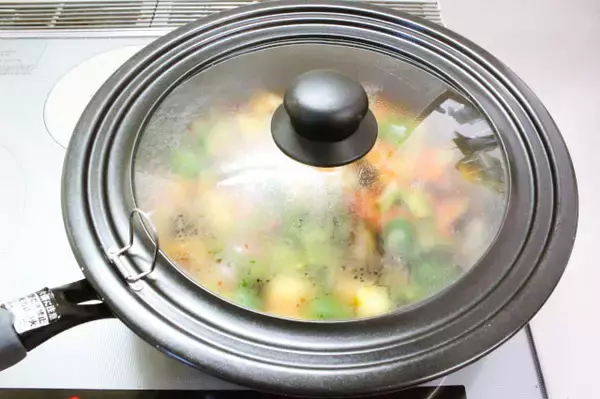 「【和風なラタトゥイユ】隠し味はまさかの「みそ」!?発酵マイスター直伝の常備菜作ってみた！温でも冷でも♪」の画像