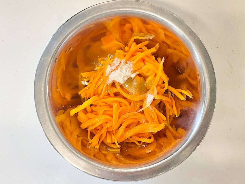 【Twitterで話題】サイゼリヤの人気メニューを再現！「爽やかにんじんサラダ」を作ってみた