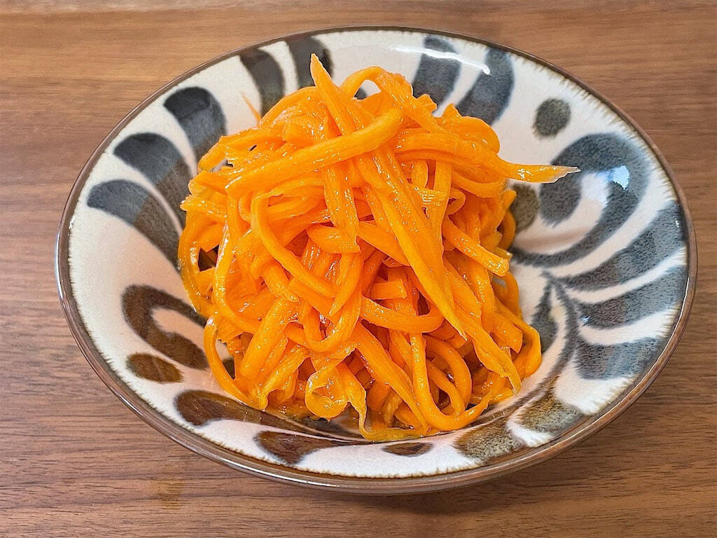 【Twitterで話題】サイゼリヤの人気メニューを再現！「爽やかにんじんサラダ」を作ってみた