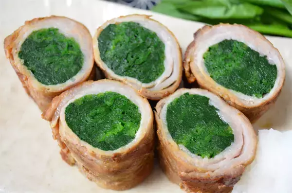 「【しょうがでマンネリ打破】肉巻きを「しょうが焼き風」で作ってみた！ほうれん草からお肉の旨みエキスが♡」の画像