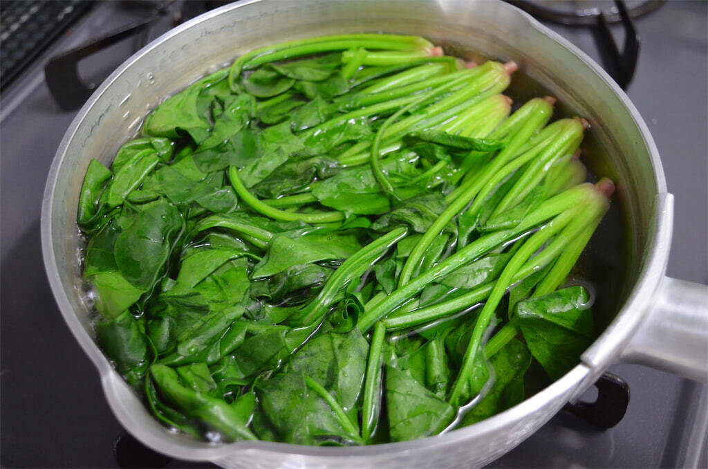 【しょうがでマンネリ打破】肉巻きを「しょうが焼き風」で作ってみた！ほうれん草からお肉の旨みエキスが♡