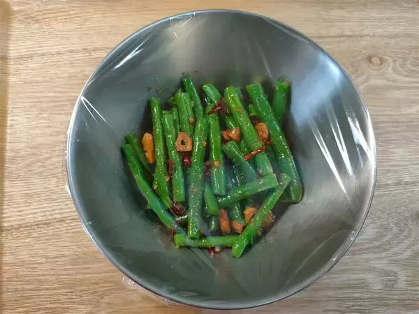 「【鳥羽シェフレシピ】冷製おかず「無限いんげん」作ってみた！絶妙な調味料の組み合わせのタレが絶品♪」の画像